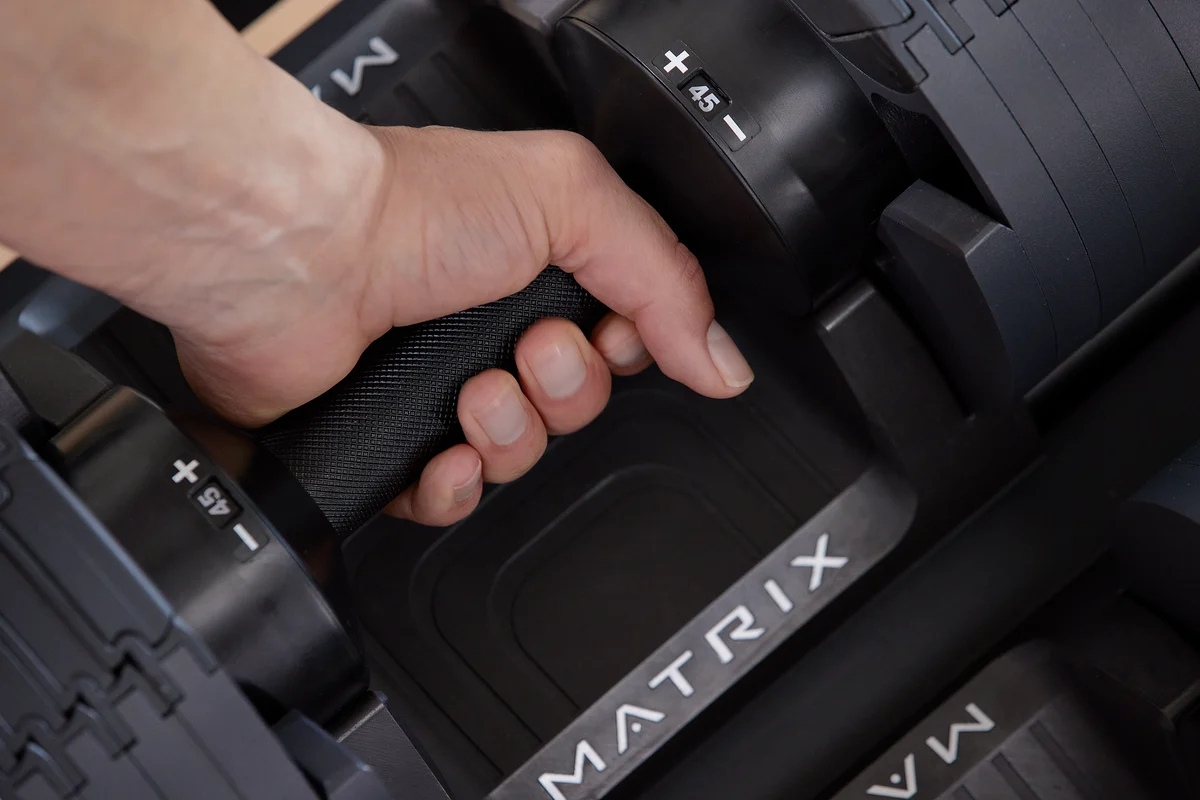 Nastavitelné jednoruční činky Matrix Fitness DB32 - nastavení váhy